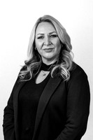 Metsa Headshots Variety-2