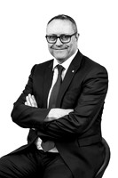 Metsa Headshots B&W-65