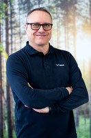 Metsa Headshots-85