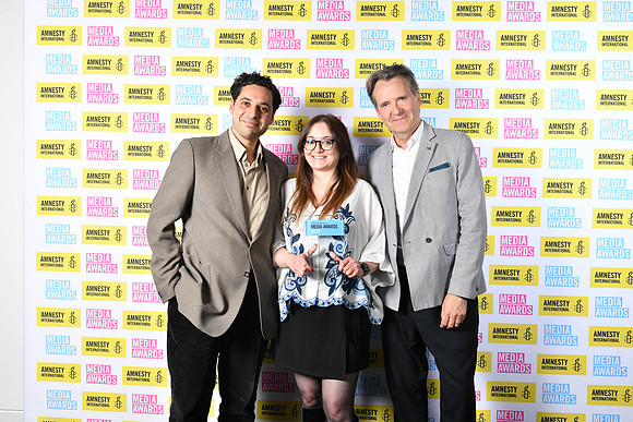 Amnesty Awards 25 - Broadcast Investigation Award - In photo- Emir Nader, Bettina Waked, Simon Cox
