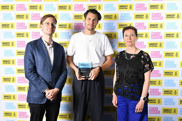 Amnesty Awards 25 - Written Feature Award - In Photo - Peter Andringa, Alison Killing & Sam Joiner1